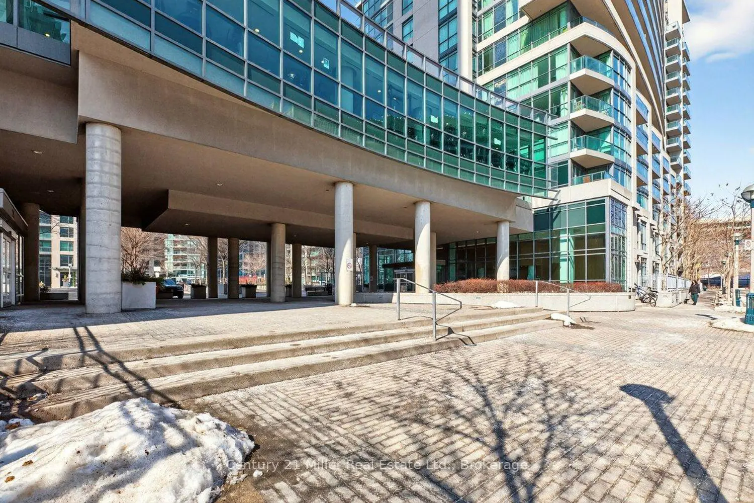 Additional image 16 of 209 Fort York Boulevard 562