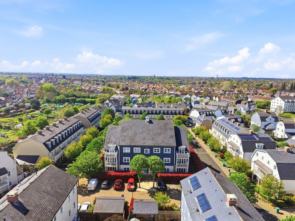 Additional image 14 of 2 bed flat for saleWestmount Close, Worcester Park KT4