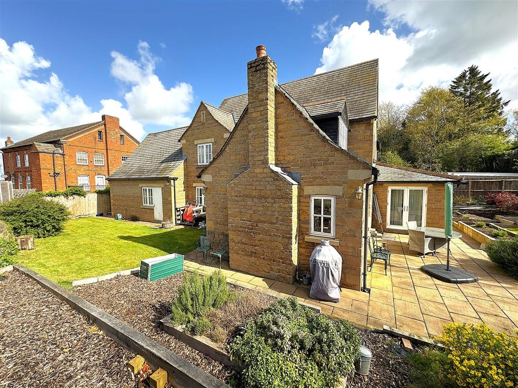 Additional image 44 of 5 bed detached house for saleRockingham Road, Cottingham, Market Harborough LE16