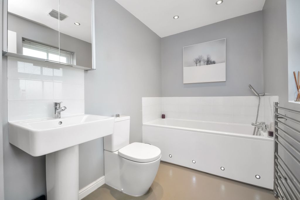 Additional image 8 of 4 bed detached house for saleSouthsea, Hampshire PO4