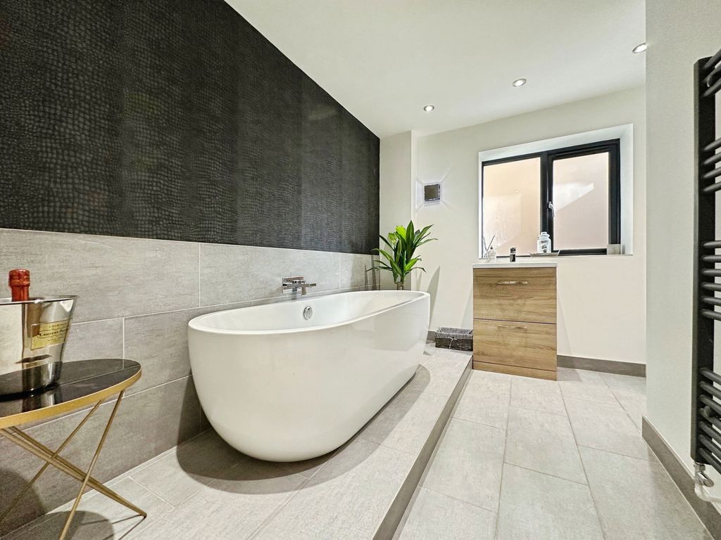 Additional image 56 of 4 bed detached house for saleCheswell Close, Compton, Wolverhampton WV6