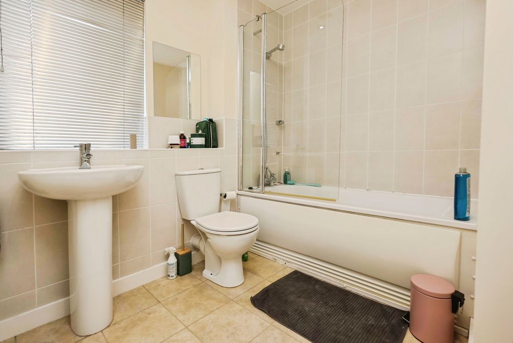 Additional image 12 of 2 bed flat for saleCrossley Road, Worcester, Worcestershire WR5