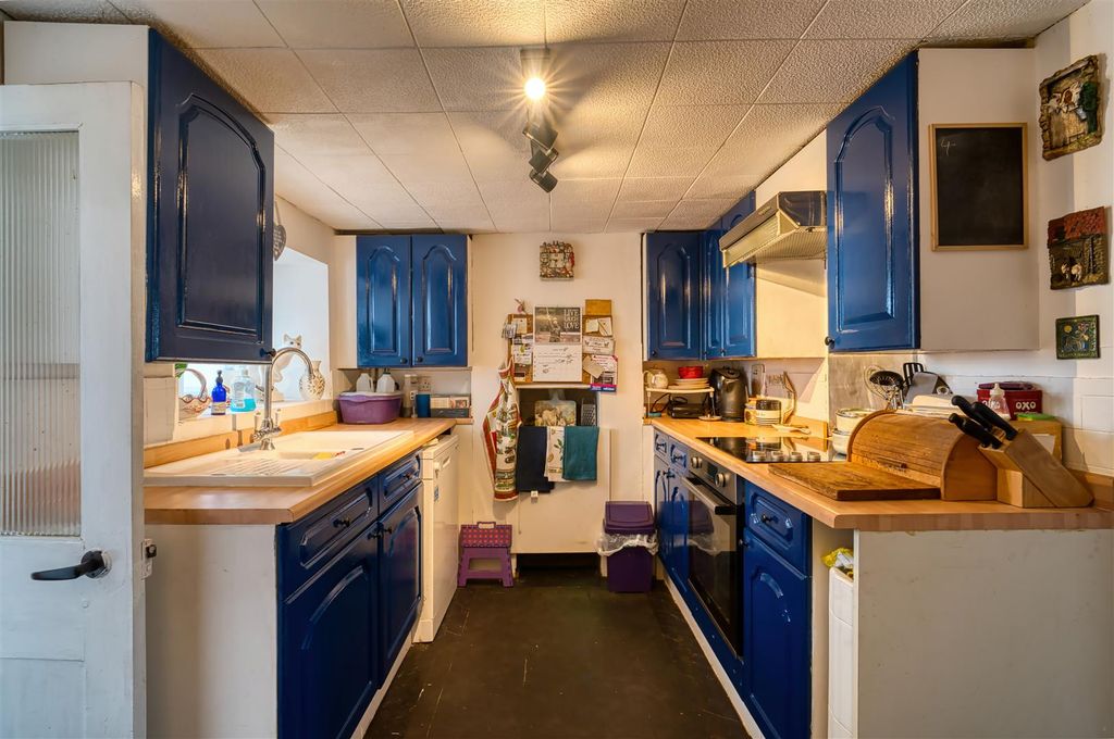 Additional image 4 of 2 bed terraced house for saleBay Road, Gillingham SP8