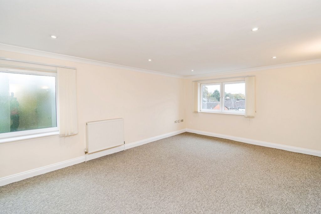 Additional image 3 of 2 bed flat for saleWinchester Road, Southampton, Hampshire SO16