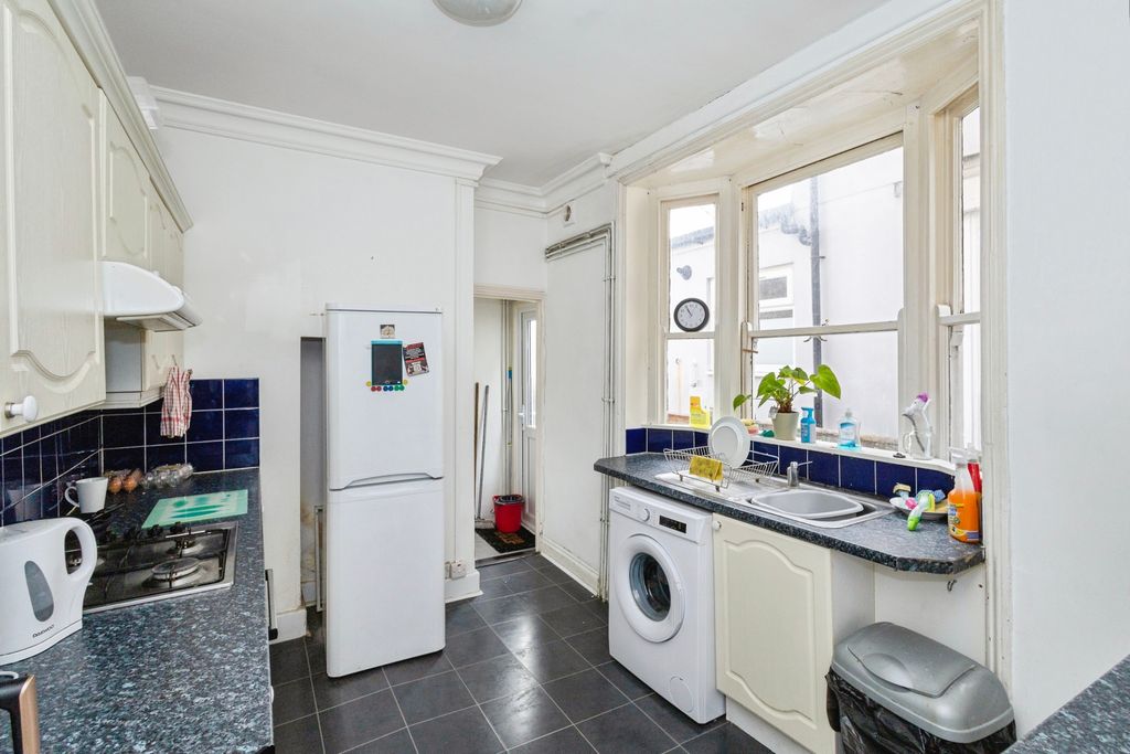 Additional image 8 of 4 bed terraced house for saleSt. Marys Road, Portsmouth PO1
