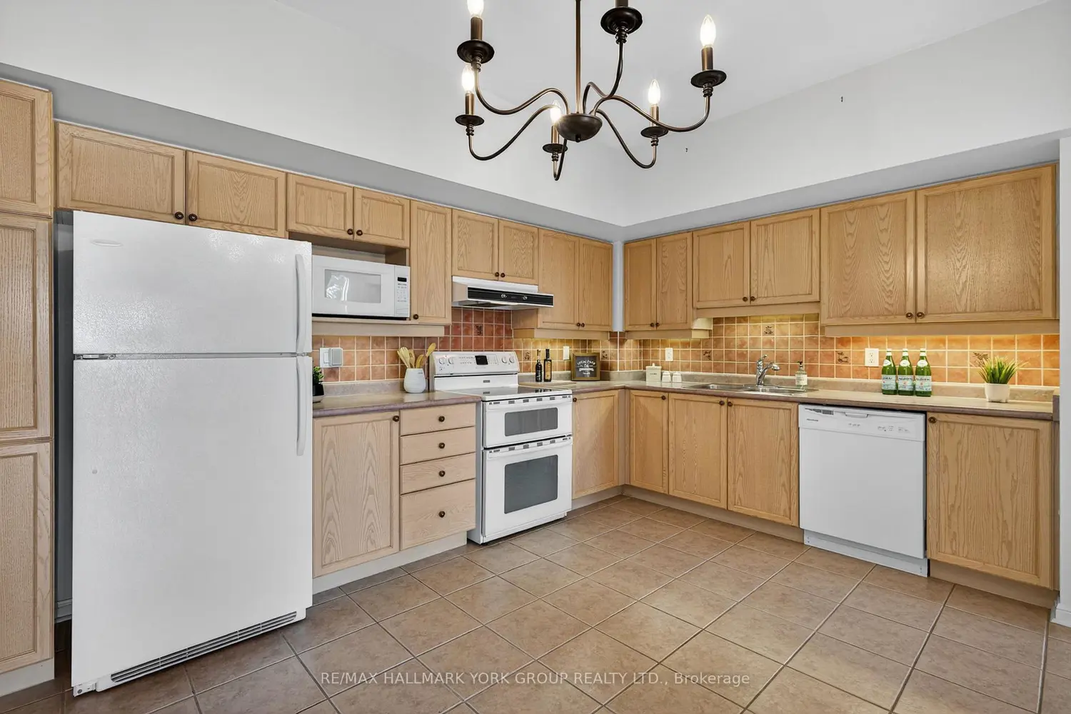 Additional image 5 of 2500 Rutherford Road 509
