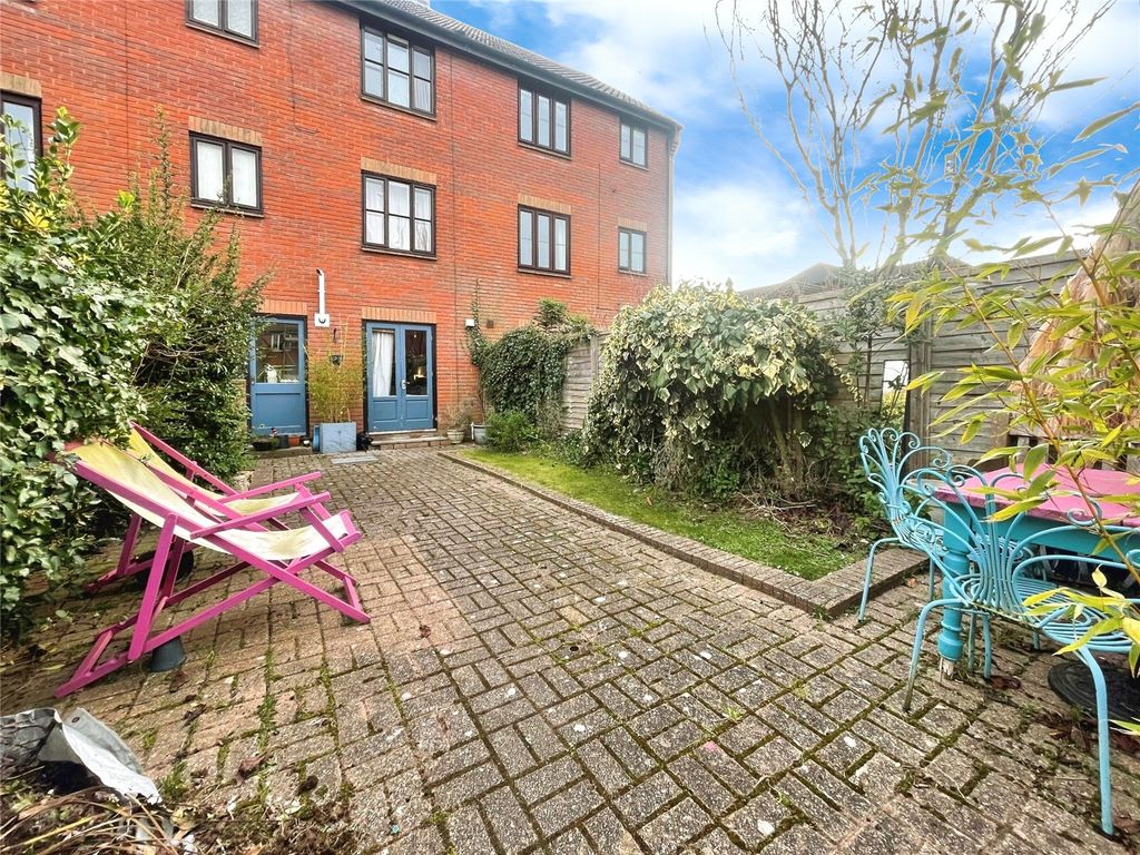 Additional image 13 of 4 bed terraced house for saleSutton Close, Woodbridge, Suffolk IP12