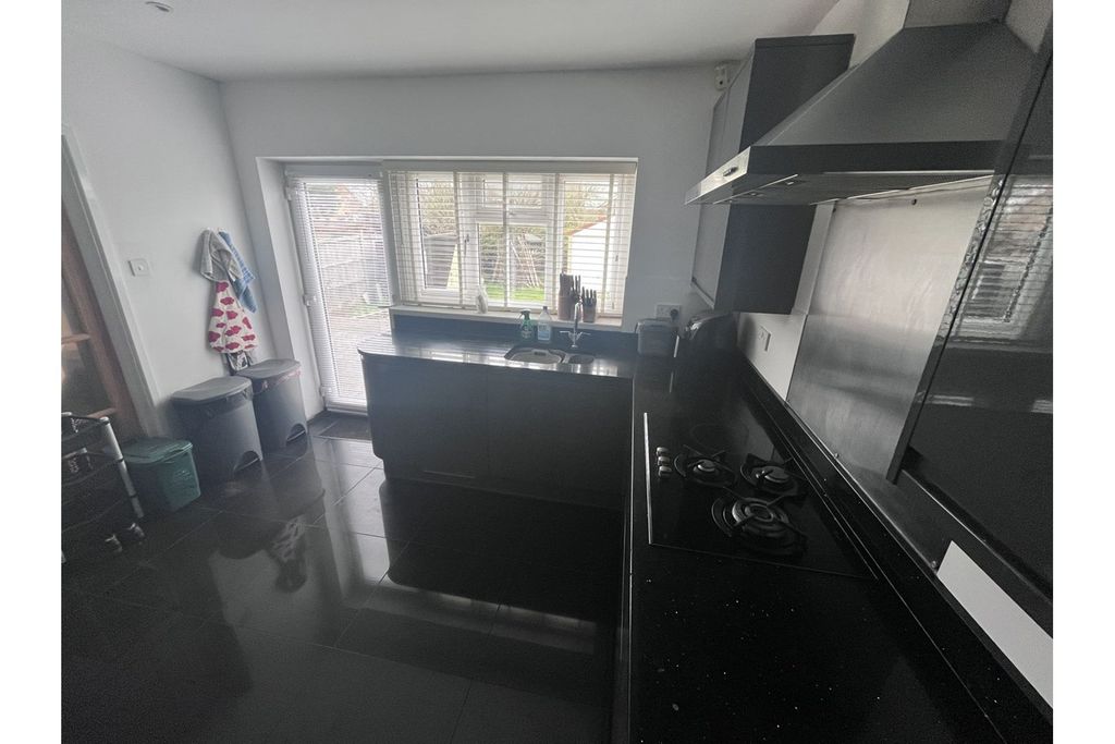 Additional image 11 of 4 bed detached house for saleGuernsey Gardens, Wickford SS11