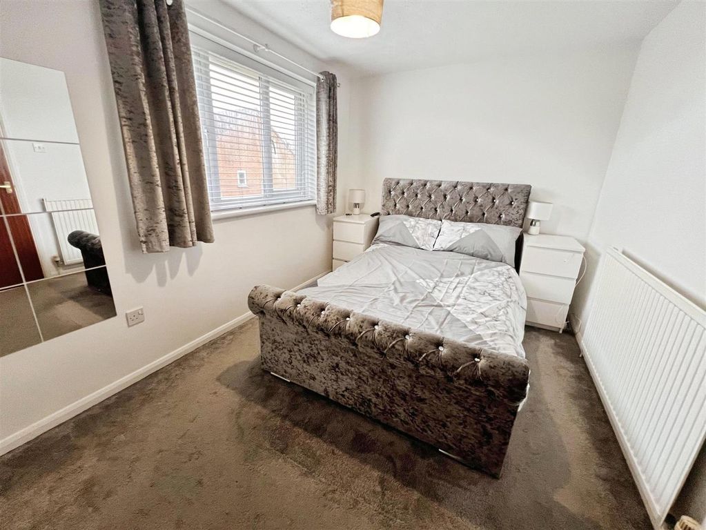 Additional image 7 of 3 bed semi-detached house for saleCannam Close, Whetstone, Leicester LE8