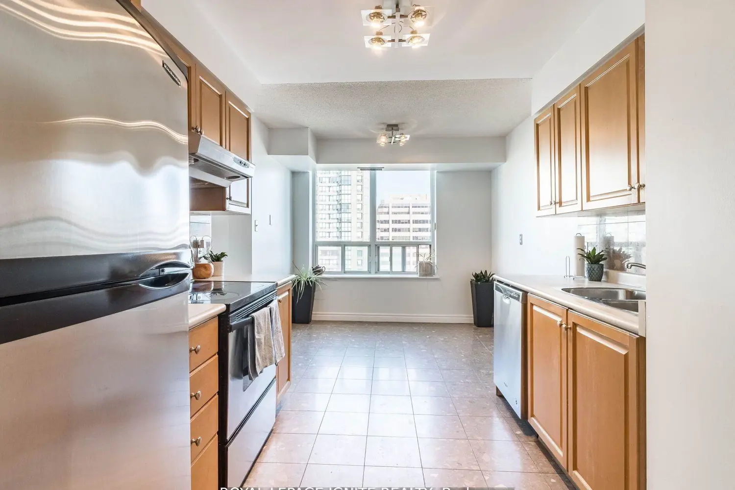 Additional image 9 of 156 Enfield Place 1711