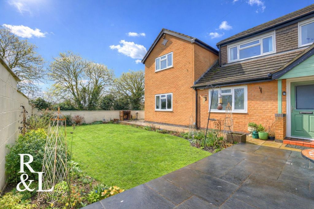 Additional image 3 of 4 bed detached house for saleYork Close, Measham, Swadlincote DE12