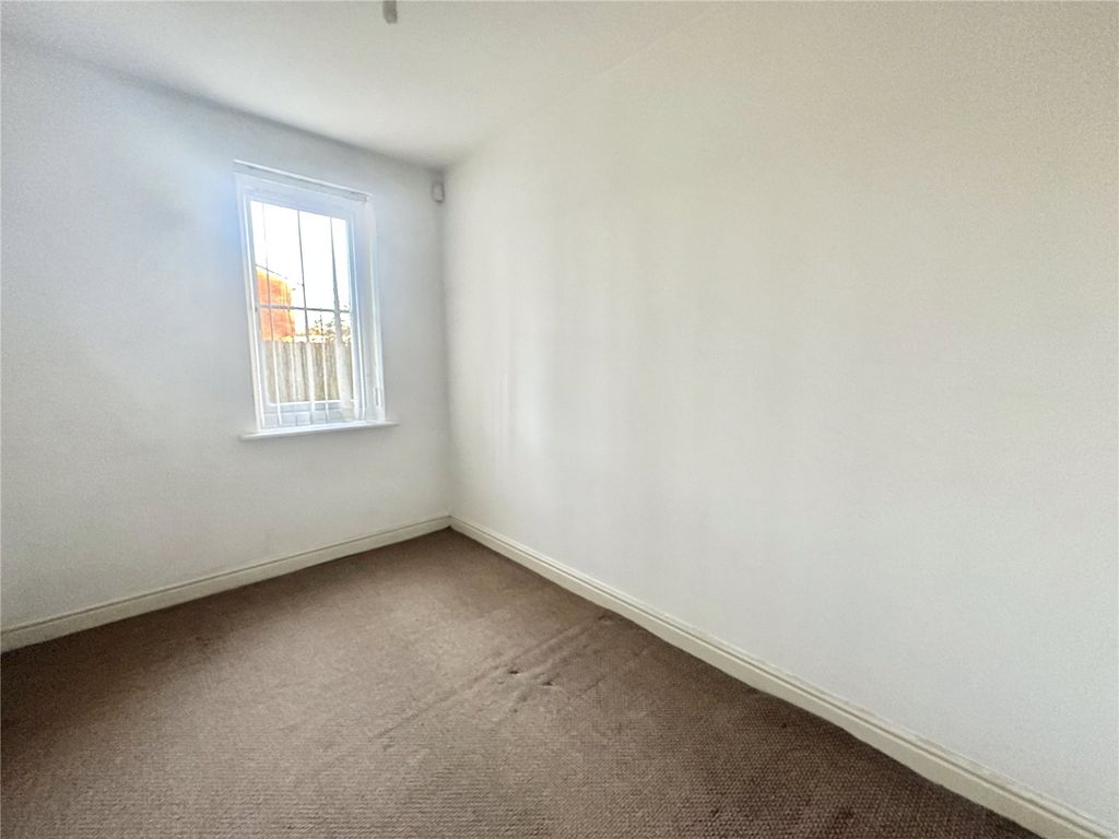 Additional image 4 of 2 bed flat for saleSt. Michaels View, Widnes, Cheshire WA8