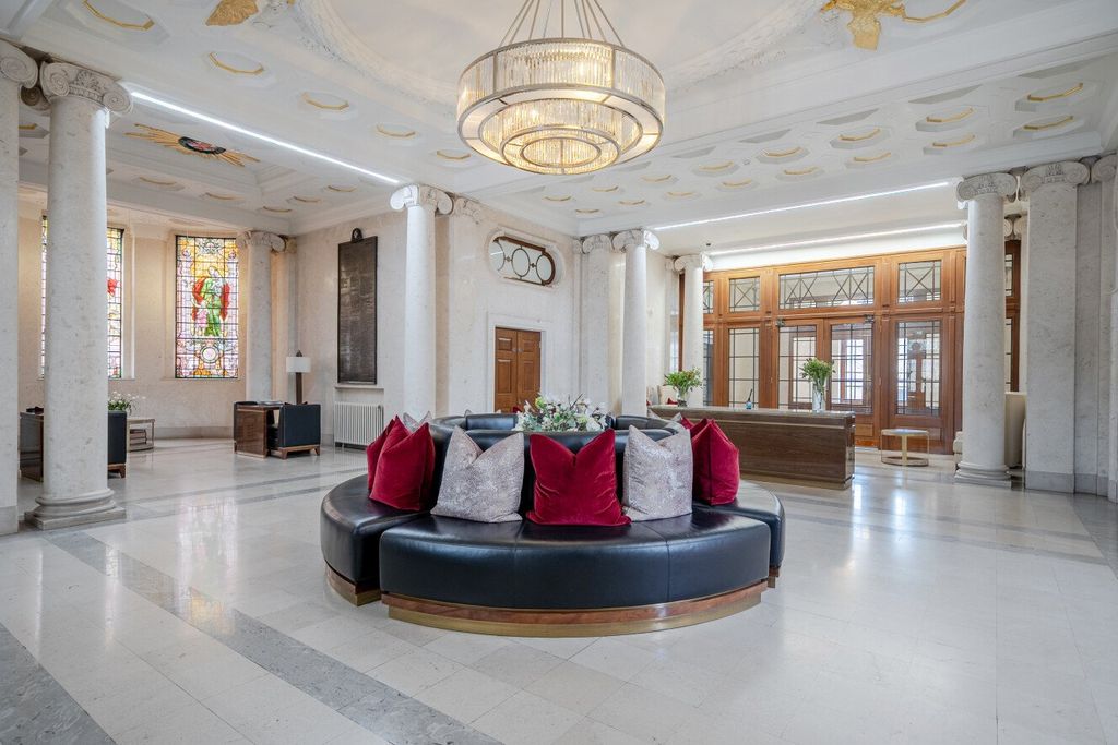 Additional image 13 of 2 bed flat for saleRichmond Hill, Richmond TW10