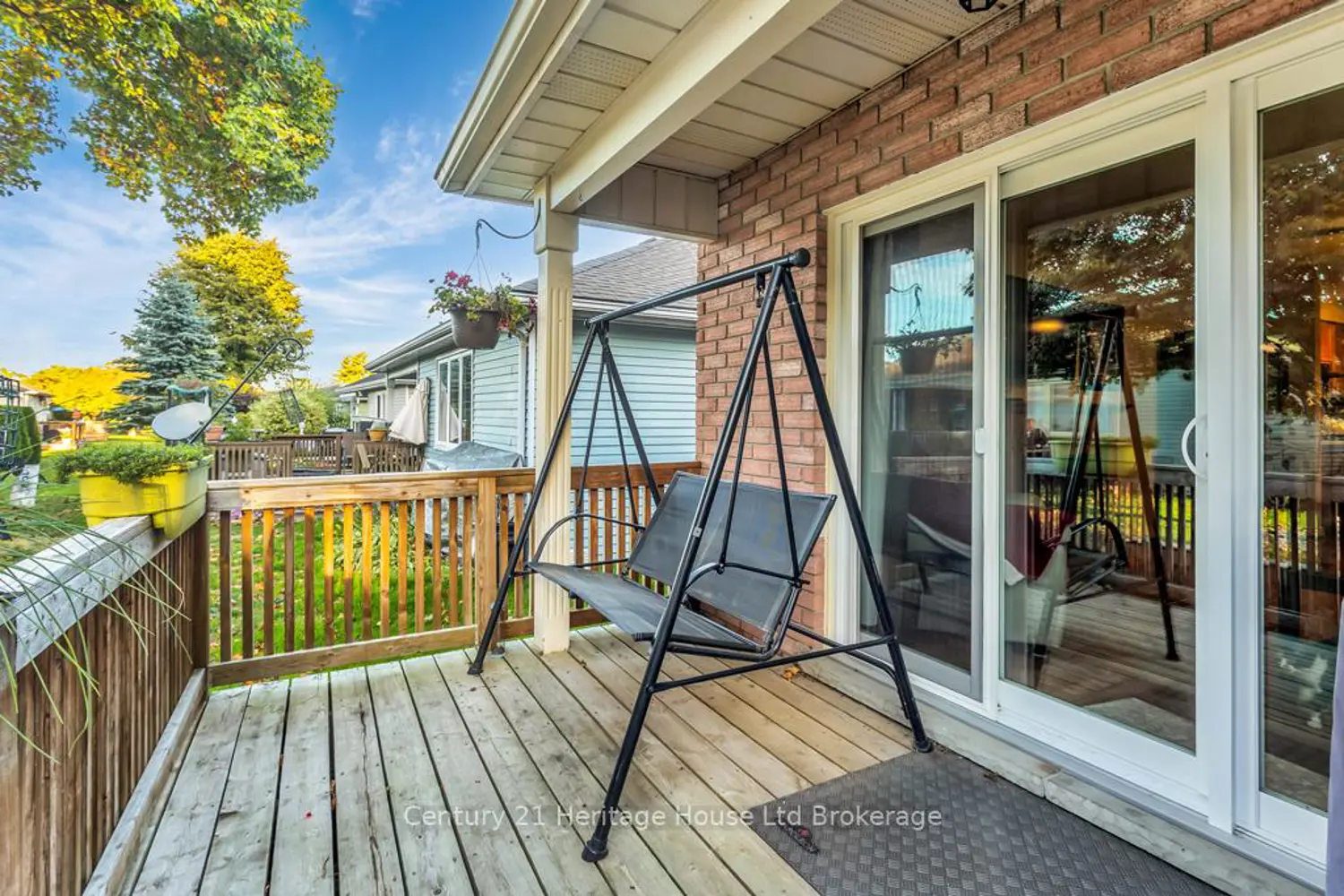 Additional image 18 of 26 Seres Drive