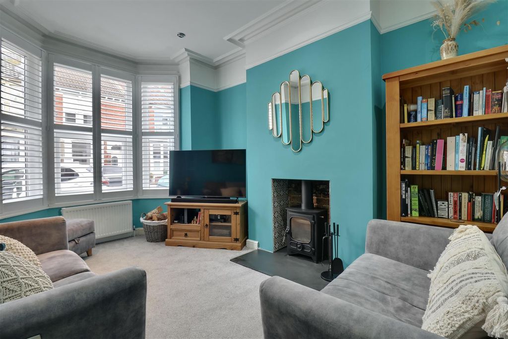Additional image 5 of 3 bed terraced house for saleEmpshott Road, Southsea PO4