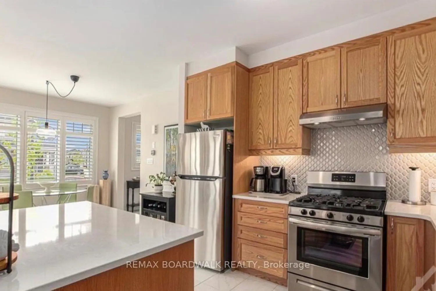 Additional image 8 of 741 Derreen Avenue