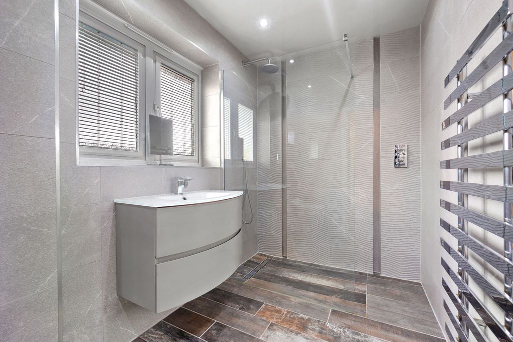 Additional image 19 of 5 bed detached house for saleBlack Horse Lane, Widnes WA8