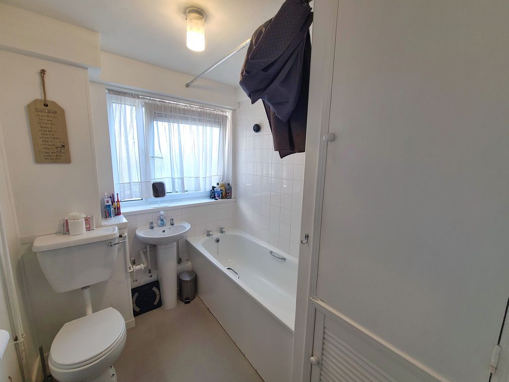 Additional image 13 of 2 bed flat for saleWimpson Lane, Southampton SO16