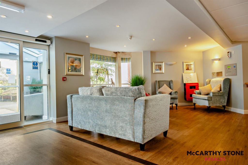 Additional image 49 of 2 bed flat for saleSomers Brook Court, Newport, Isle Of Wight PO30