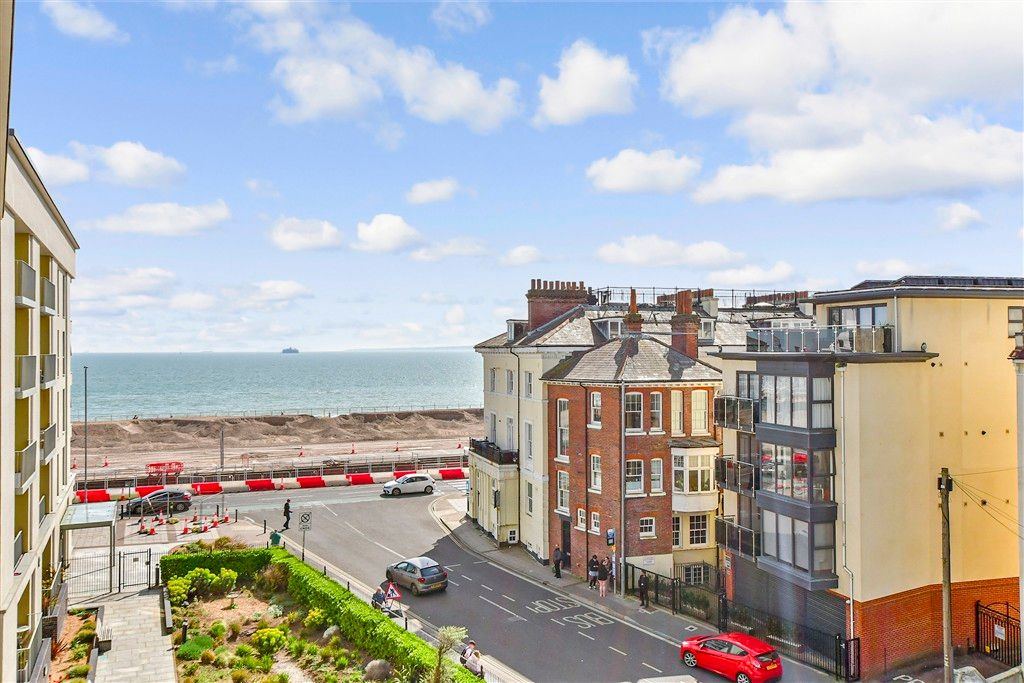 Additional image 3 of 2 bed flat for saleSouth Parade, Southsea, Hampshire PO4
