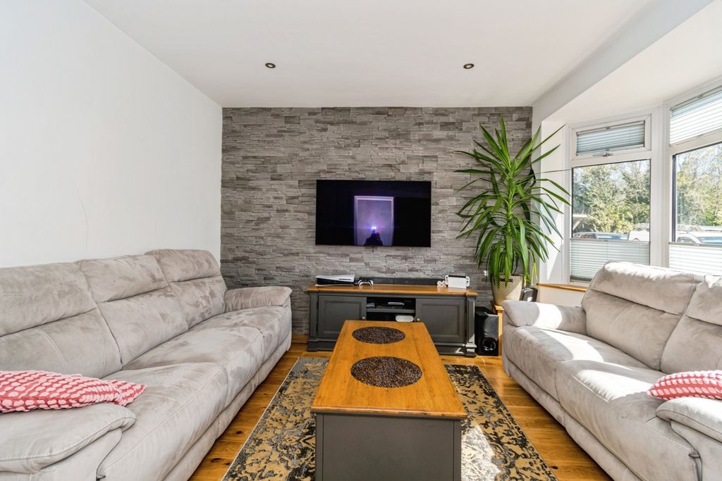 Additional image 2 of 3 bed semi-detached house for saleOsborne Road South, Southampton, Hampshire SO17