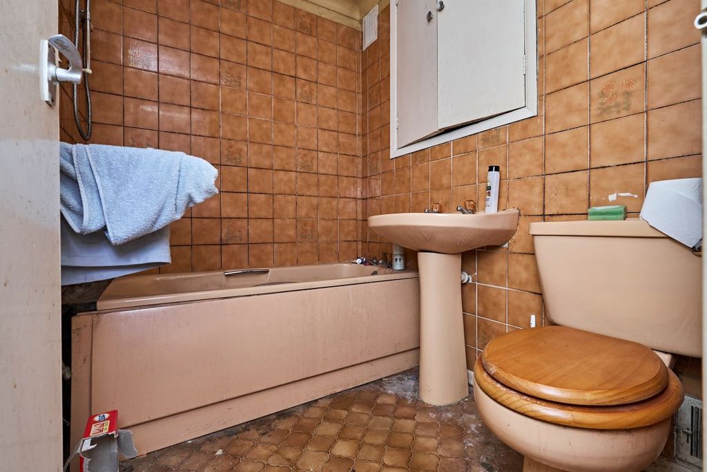 Additional image 8 of 1 bed maisonette for sale30 Treetops Drive, Willenhall WV12