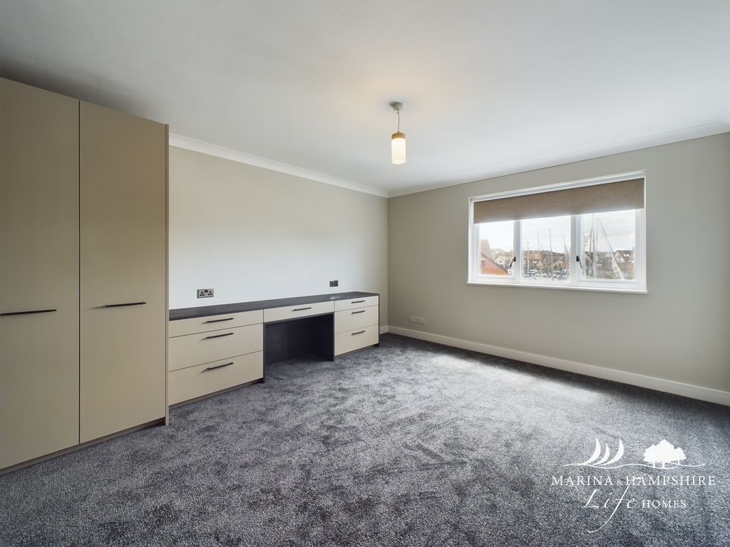 Additional image 18 of 3 bed terraced house for saleCarbis Close, Portsmouth PO6