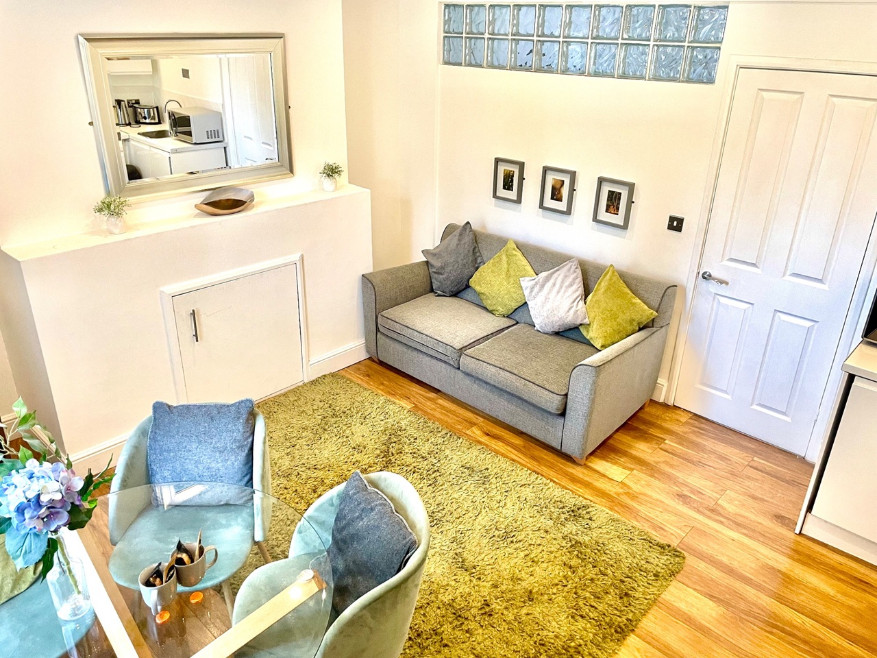1 Bed Flat, Emmanuel Road, CB1, N1 7GU photo 2
