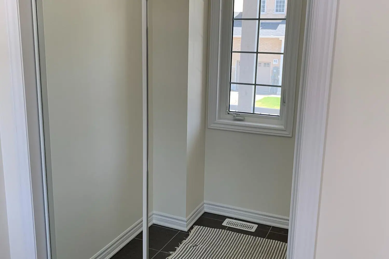 Additional image 3 of 39 Farwell Avenue