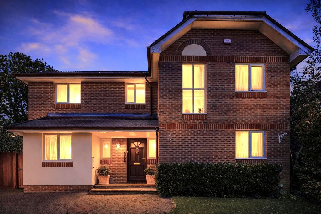 Additional image 41 of 5 bed detached house for saleCampion Gardens, Woodford Green IG8