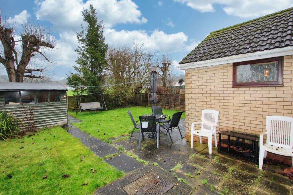 Additional image 16 of 1 bed semi-detached bungalow for saleBerryfield Road, Cottingham LE16