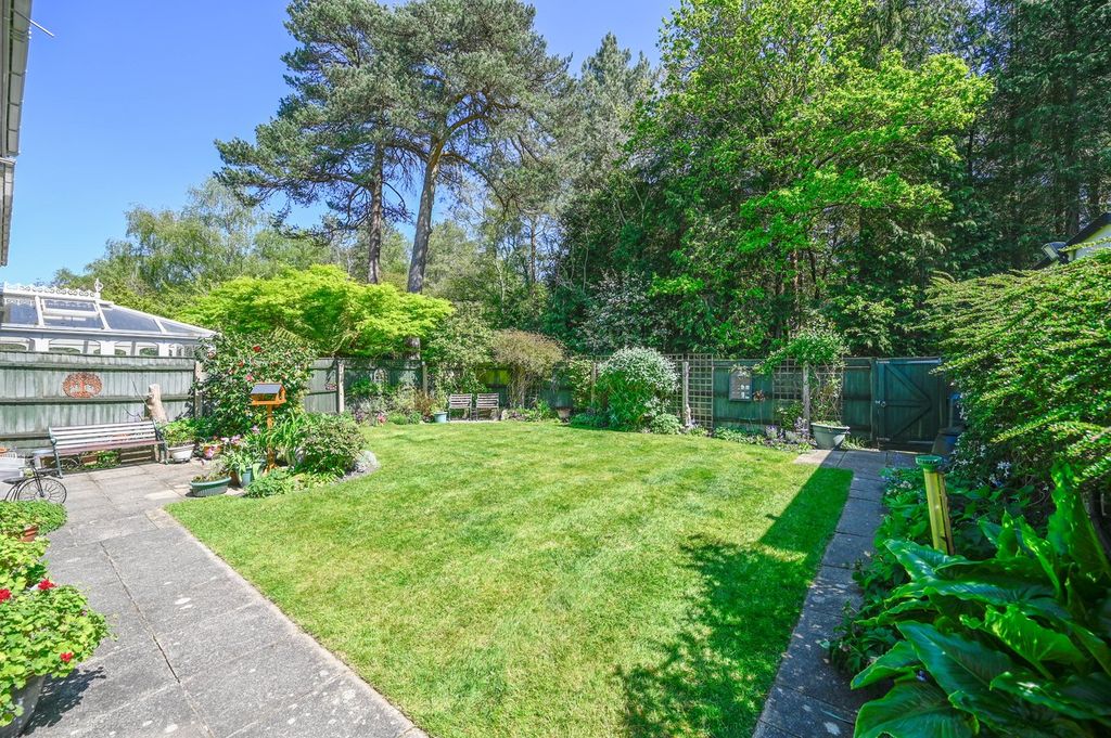 Additional image 10 of 4 bed detached house for saleCannon Hill Gardens, Wimborne BH21