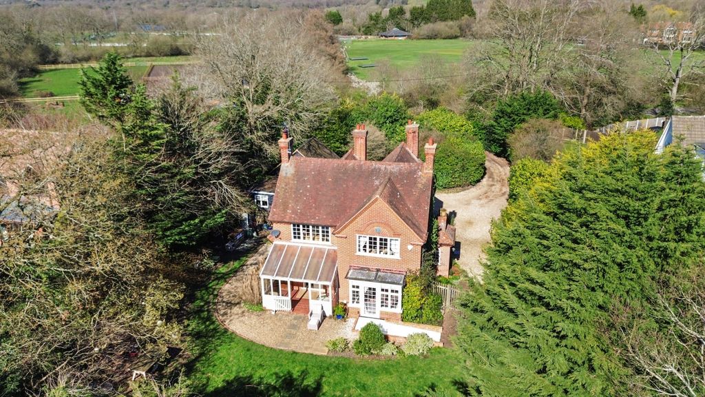 Additional image 2 of 5 bed detached house for saleChandlers Lane, Yateley, Hampshire GU46