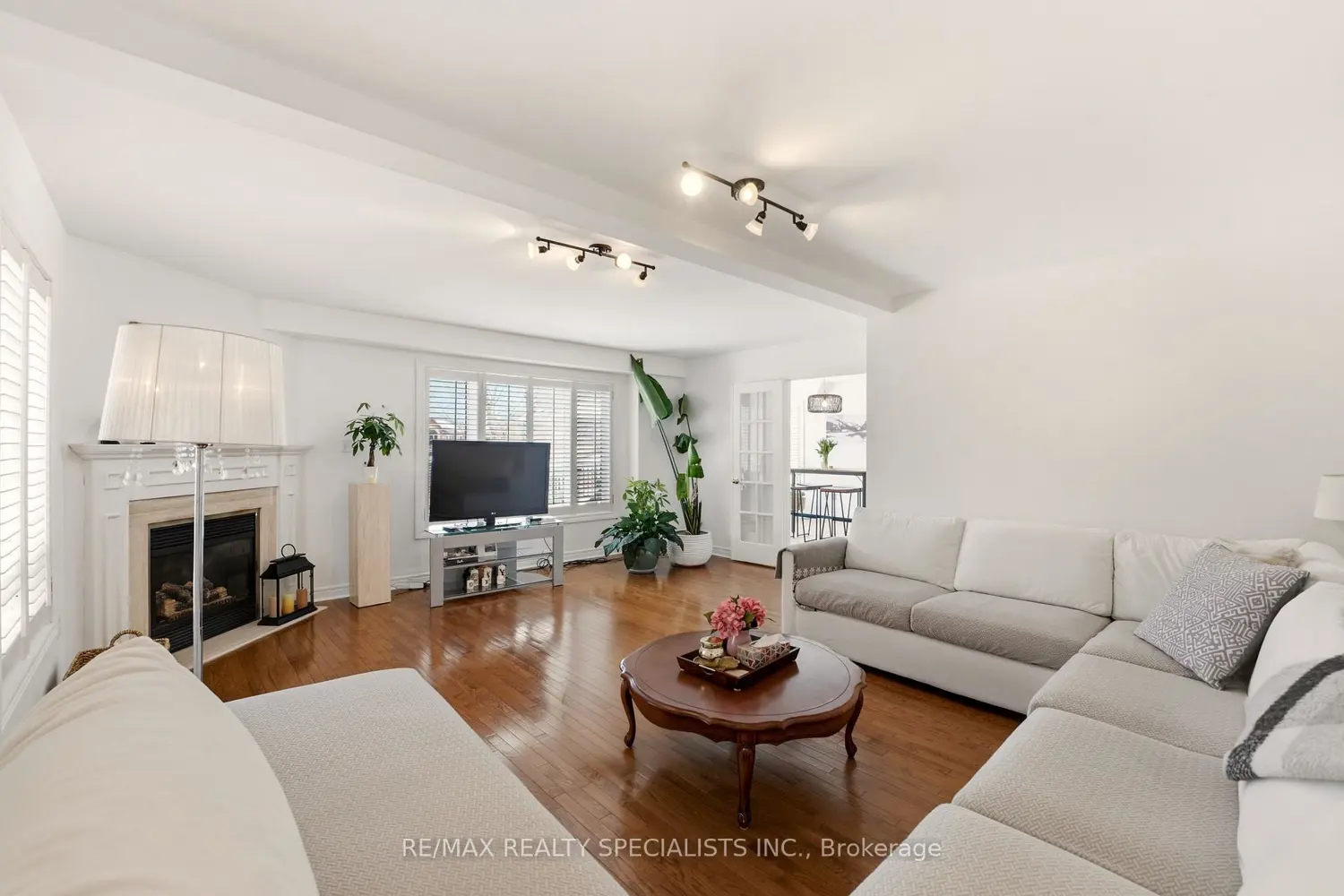 Additional image 7 of 16 Curry Crescent