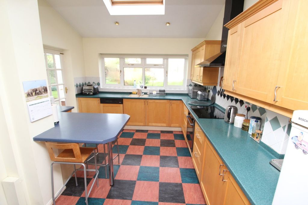 Additional image 13 of 4 bed detached house for saleNorthfield Road, Blaby, Leicester LE8