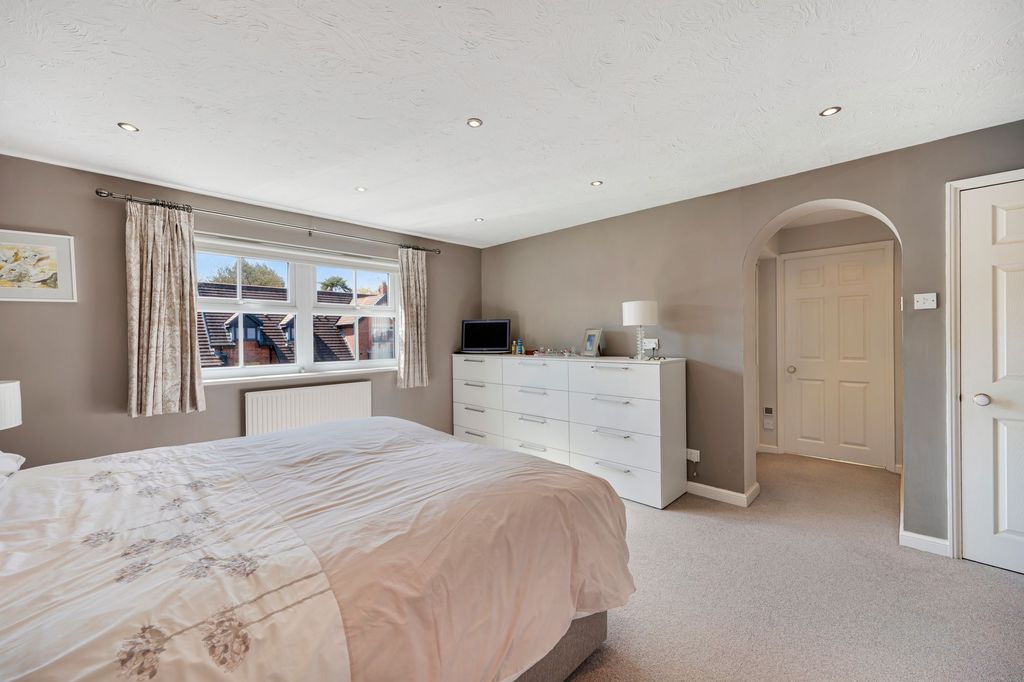 Additional image 19 of 5 bed detached house for saleYork Crescent, Wilmslow SK9