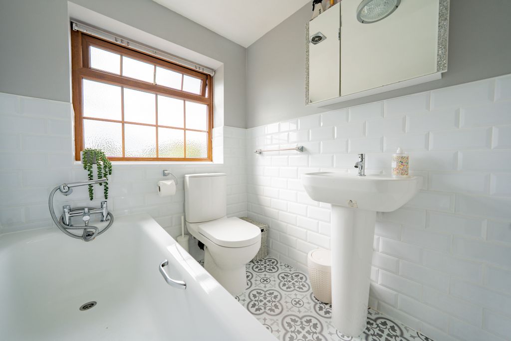 Additional image 12 of 2 bed end terrace house for saleBarkby Road, Queniborough, Leicestershire LE7