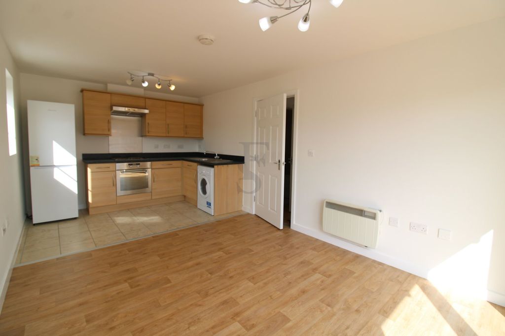 Additional image 2 of 1 bed flat for saleWelbury Road, Hamilton LE5