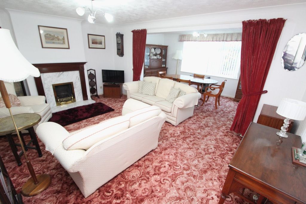 Additional image 5 of 3 bed semi-detached house for salePetersfield, Croft, Leicester LE9