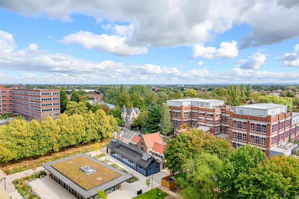 Additional image 14 of 3 bed flat for salePenthouse, The Cocoa Works, Haxby Road, York YO31