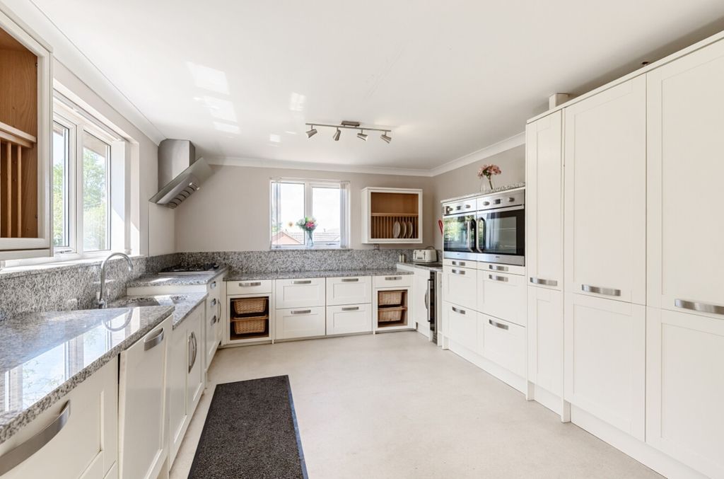 Additional image 7 of 5 bed detached bungalow for saleBack Lane, Colsterworth, Grantham, Lincolnshire NG33