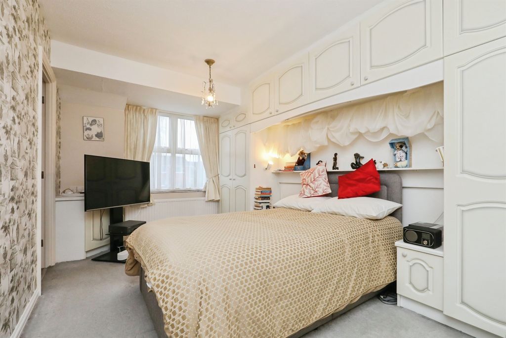 Additional image 11 of 4 bed detached house for saleBarnham Broom Road, Wymondham NR18