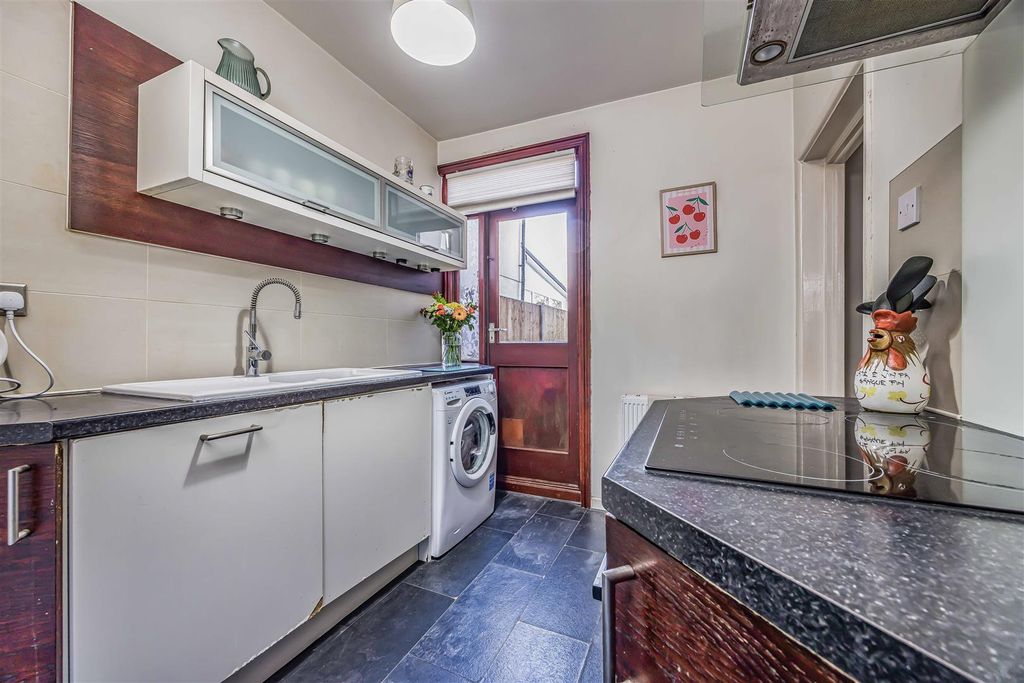 Additional image 16 of 3 bed terraced house for saleChasewater Avenue, Portsmouth PO3