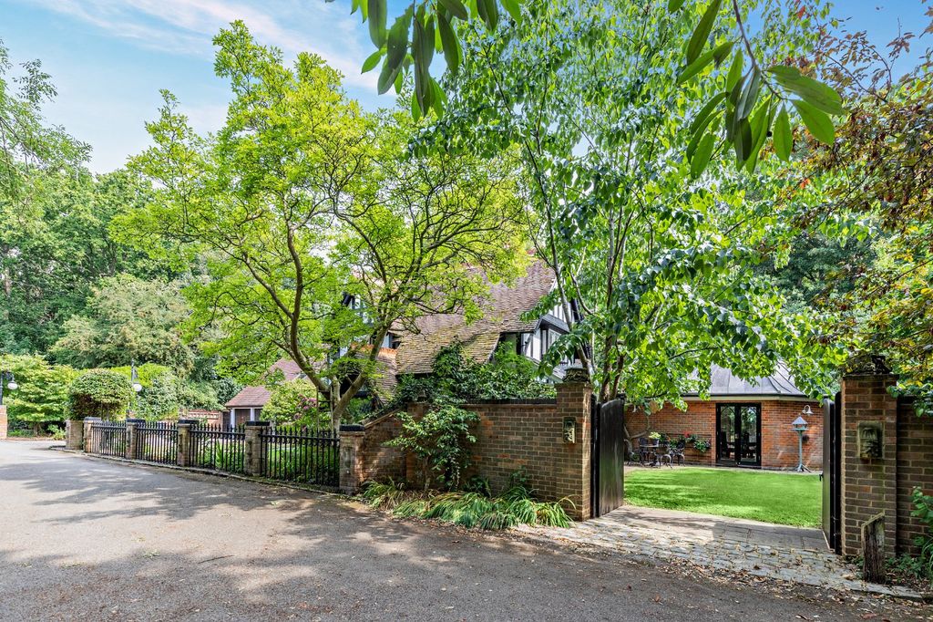 Additional image 20 of 6 bed detached house for saleSt. Leonards Hill, Windsor, Berkshire SL4