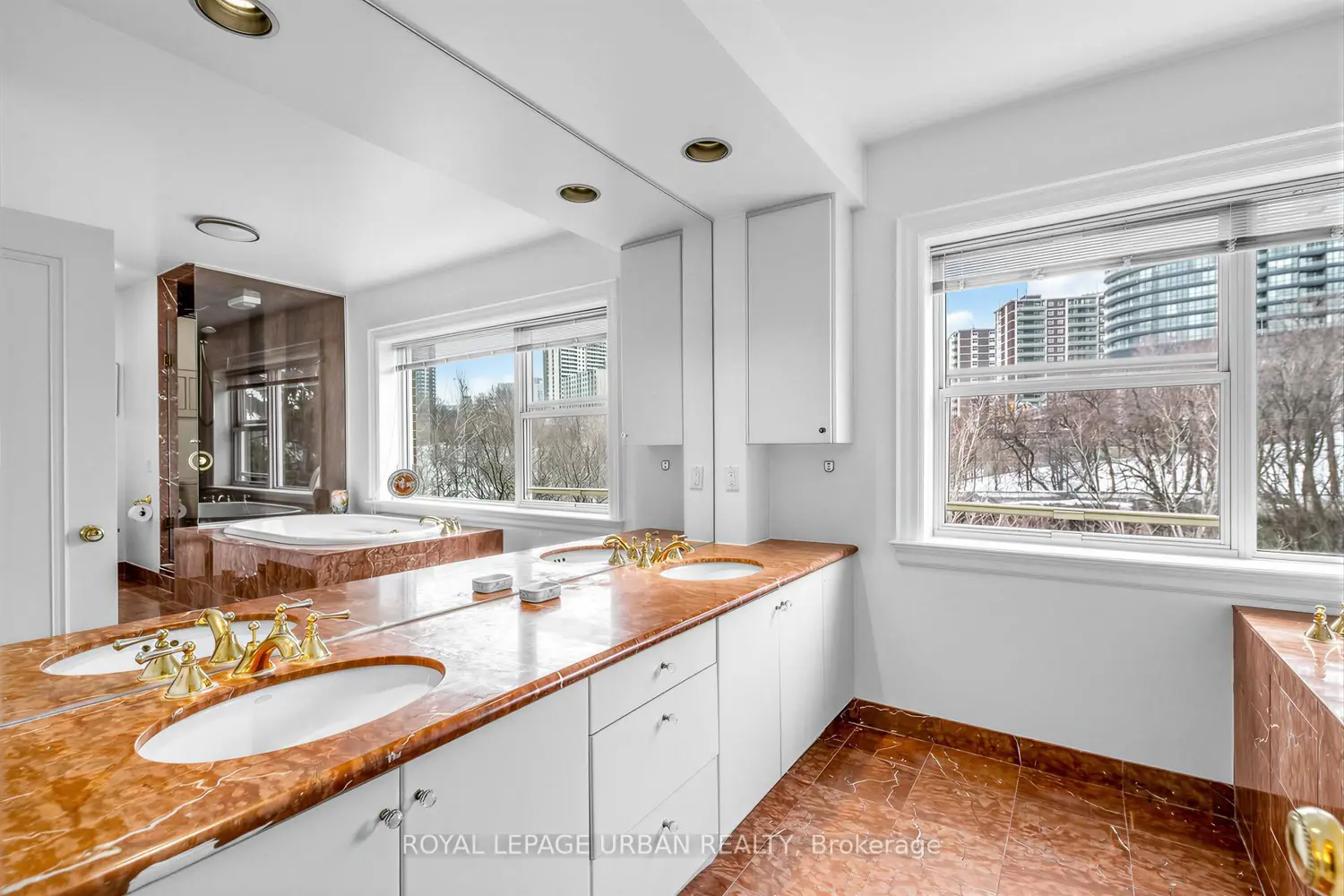 Additional image 7 of 21 Dale Avenue 544