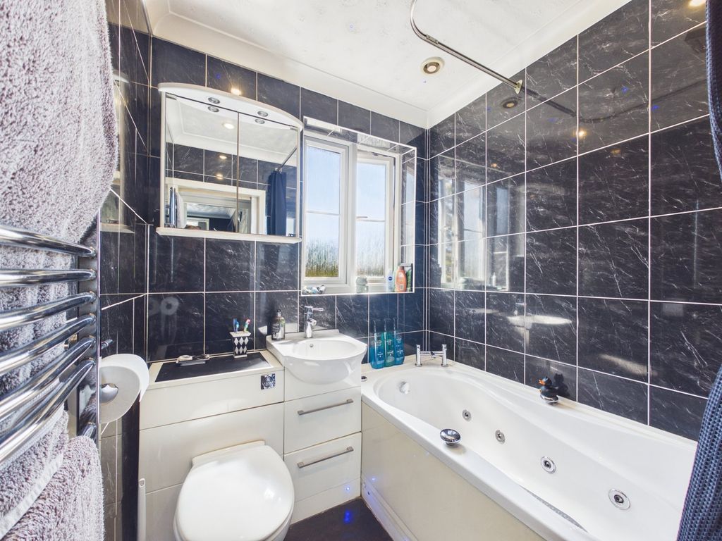 Additional image 7 of 3 bed detached house for saleClockhouse Lane, Ashford, Surrey TW15