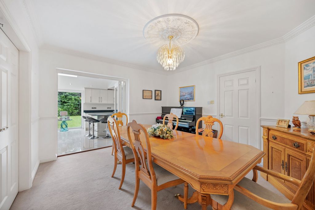 Additional image 7 of 5 bed detached house for saleAvondale Rise, Wilmslow SK9