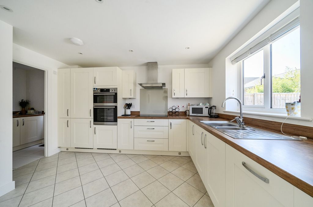 Additional image 3 of 5 bed detached house for saleHarrison Way, Rownhams, Southampton, Hampshire SO16
