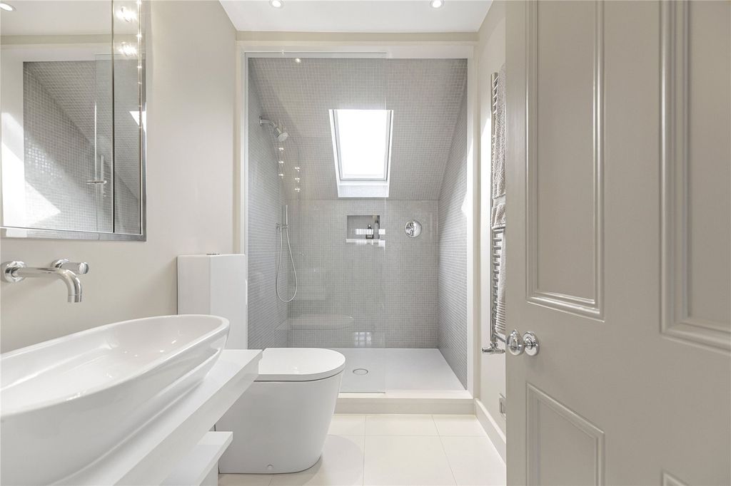 Additional image 14 of 6 bed detached house for saleDenbigh Gardens, Richmond TW10