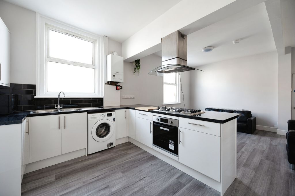 Additional image 3 of 9 bed terraced house for saleSt. Davids Road, Southsea, Hampshire PO5
